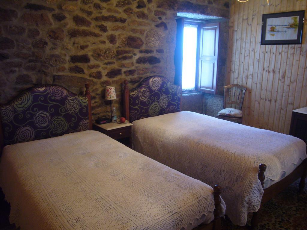 Casa Do Monge Guest House Leomil Rom bilde