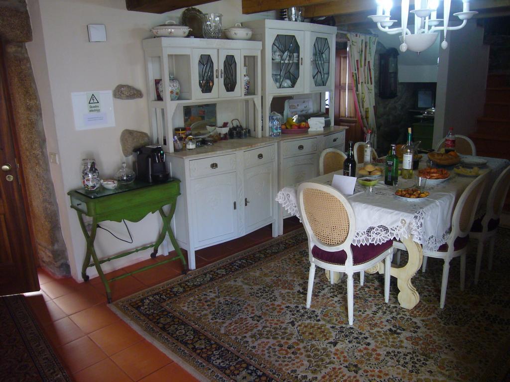 Casa Do Monge Guest House Leomil Eksteriør bilde